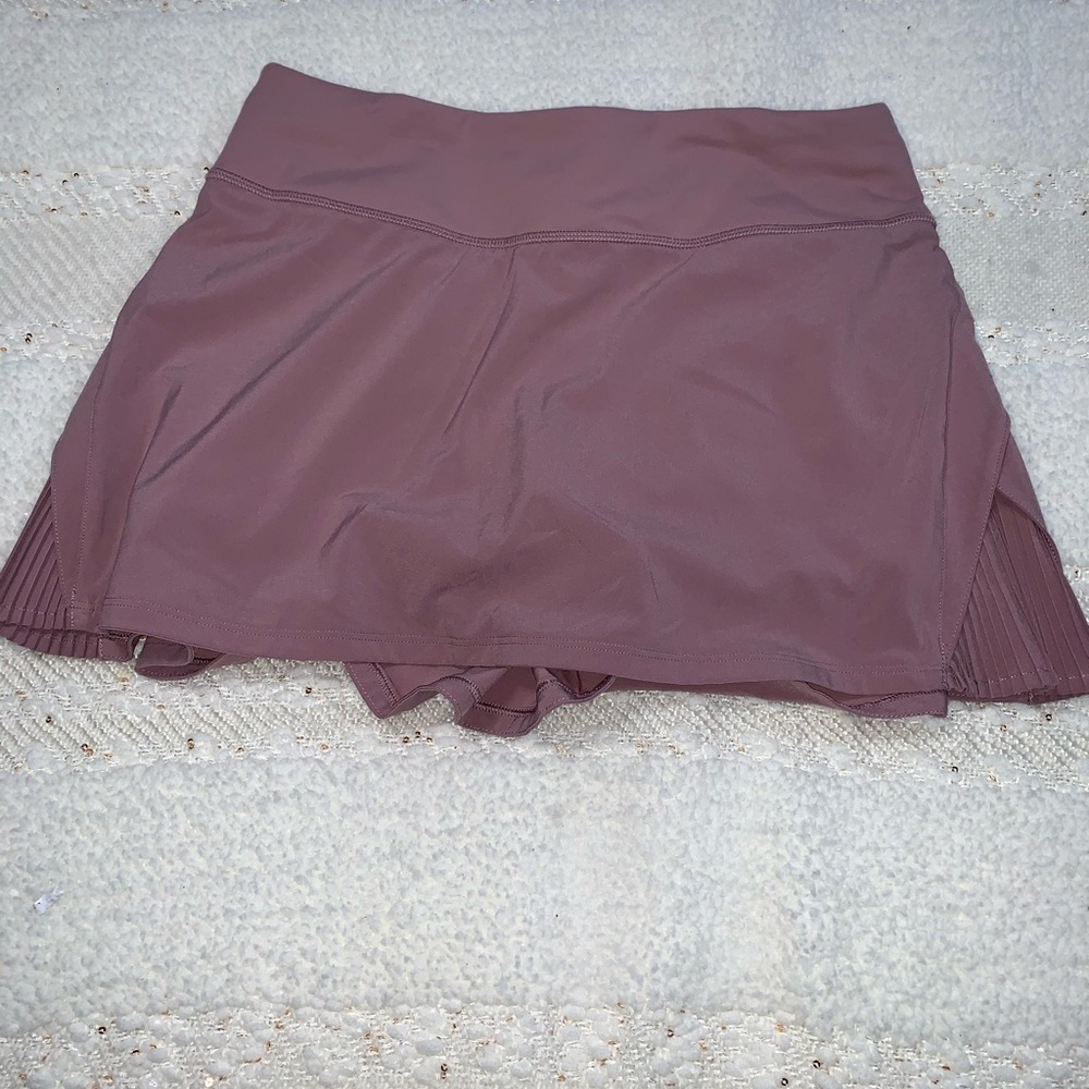 Lululemon skirt size 4